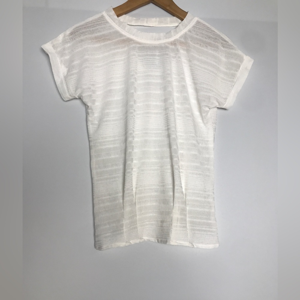 White Semi sheer top - Picture 2 of 8